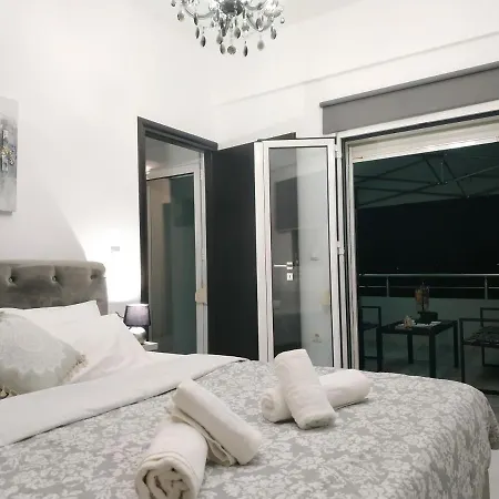 Sea View Maisonette In Chania *