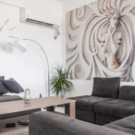 Sea View Maisonette In Chania