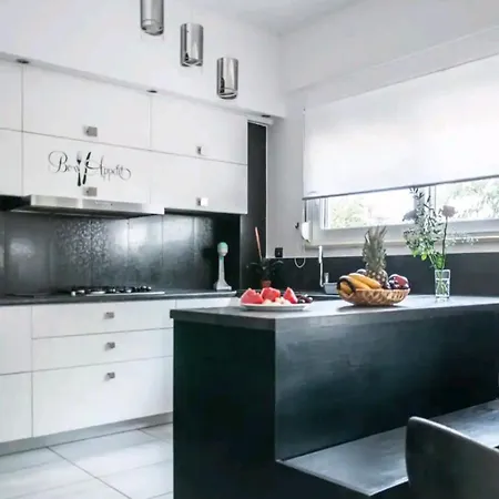 Sea View Maisonette In Chania